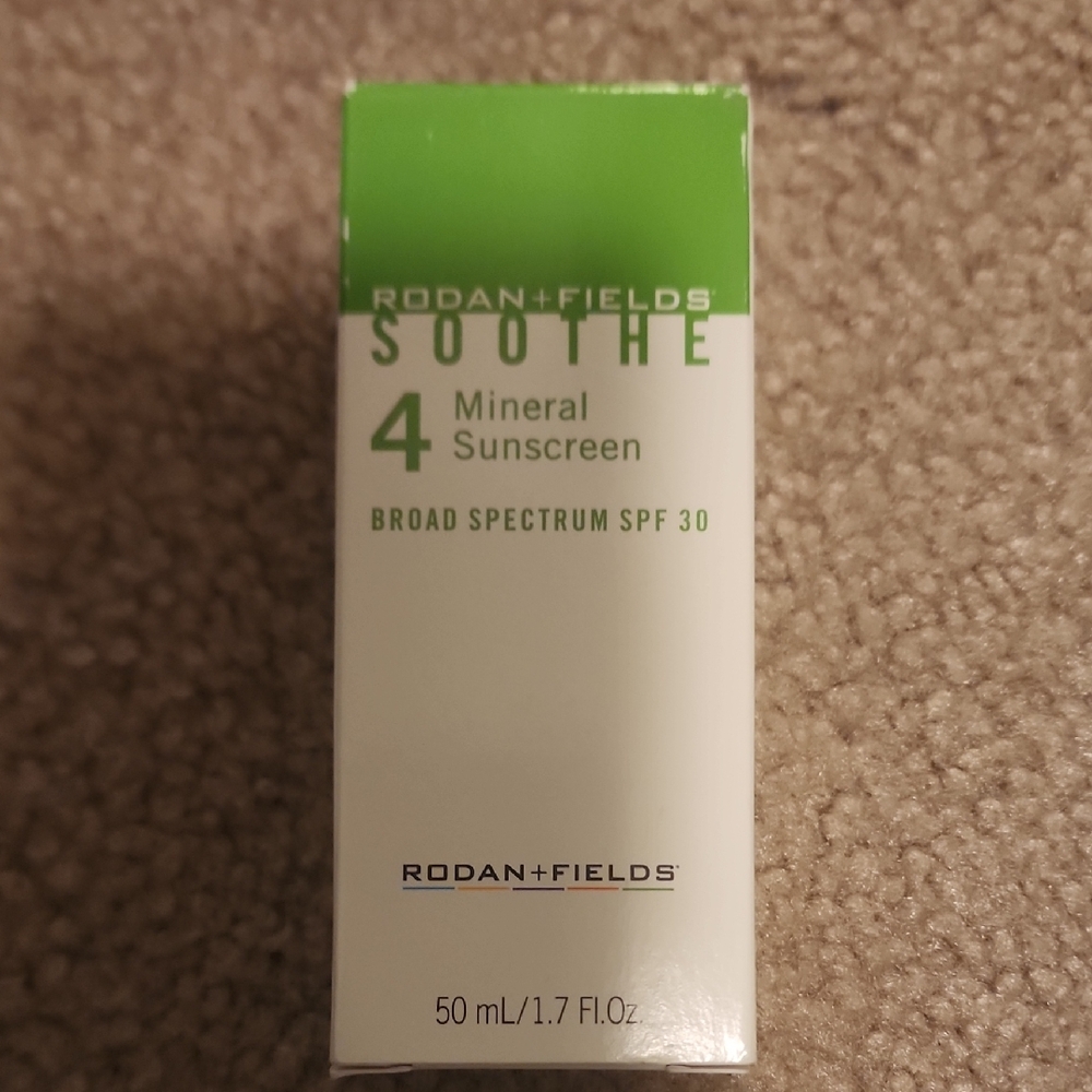 Rodan + Fields Soothe Mineral Sunscreen SPF 30